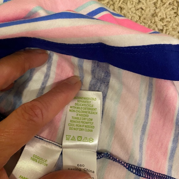 ๐๐๐EUC Lilly Pulitzer Beacon Twilight Blue Scale Up M ๐๐๐ - Picture 6 of 13